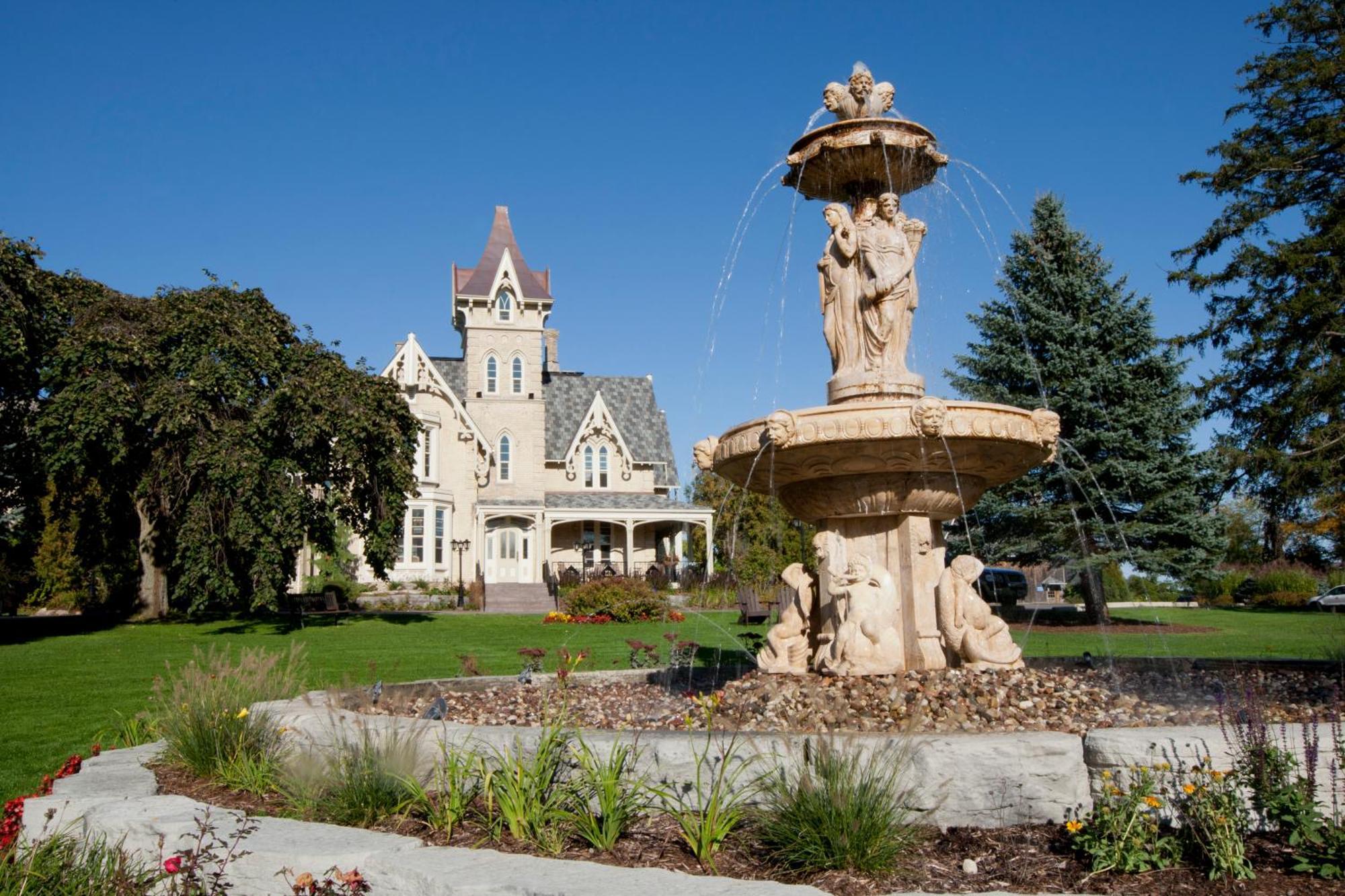 Elm Hurst Inn & Spa Ingersoll ภายนอก รูปภาพ