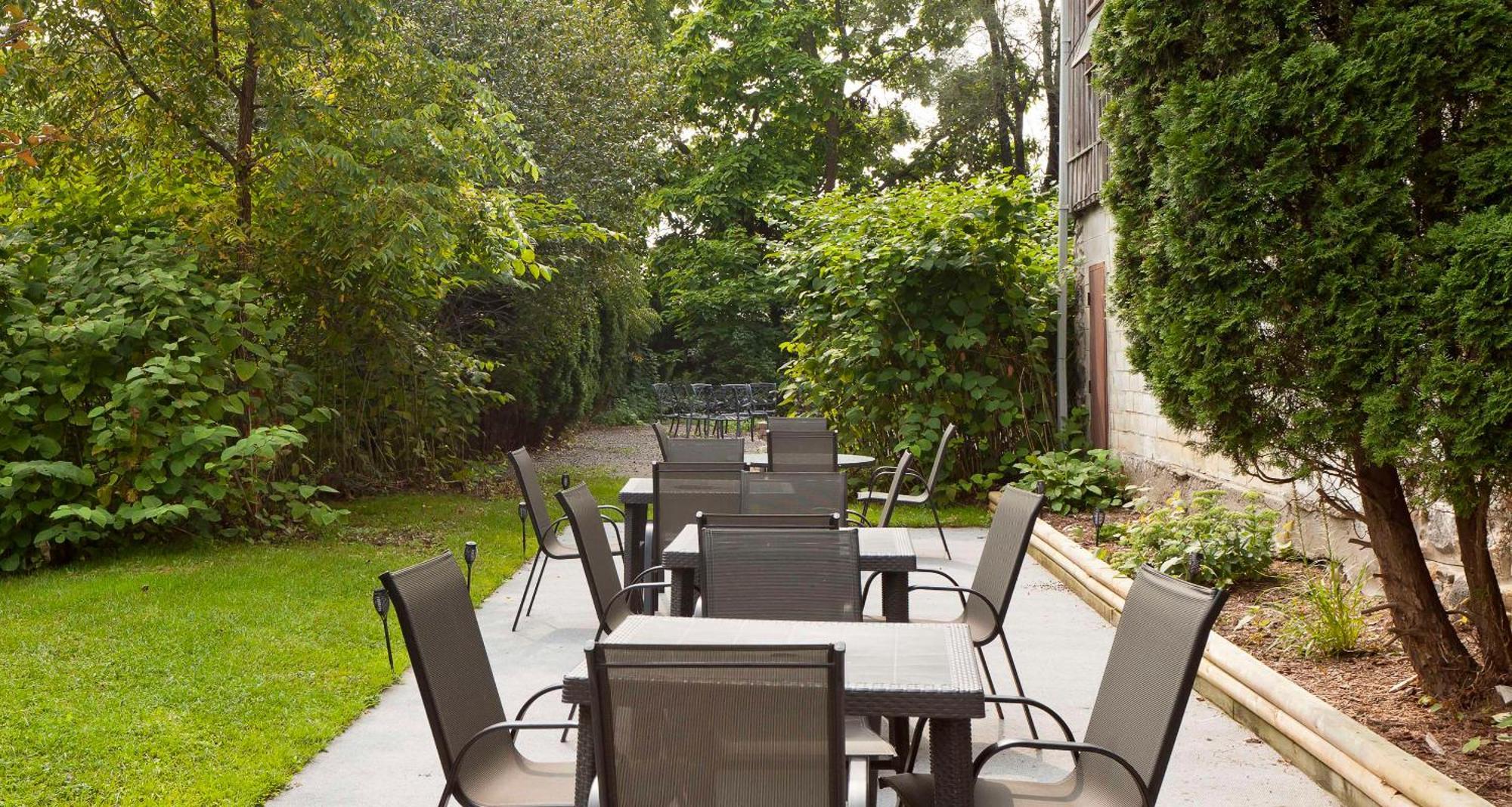 Elm Hurst Inn & Spa Ingersoll ภายนอก รูปภาพ
