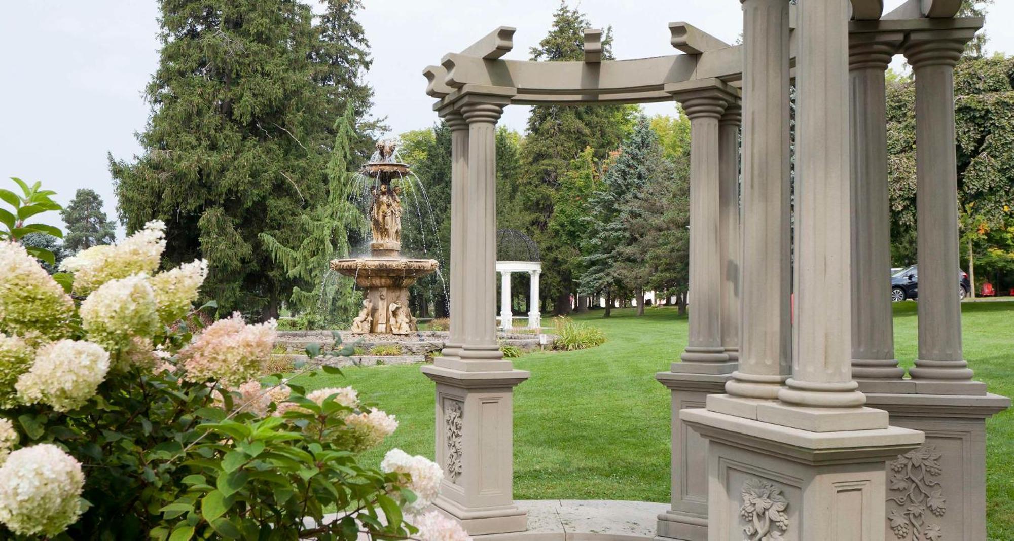 Elm Hurst Inn & Spa Ingersoll ภายนอก รูปภาพ