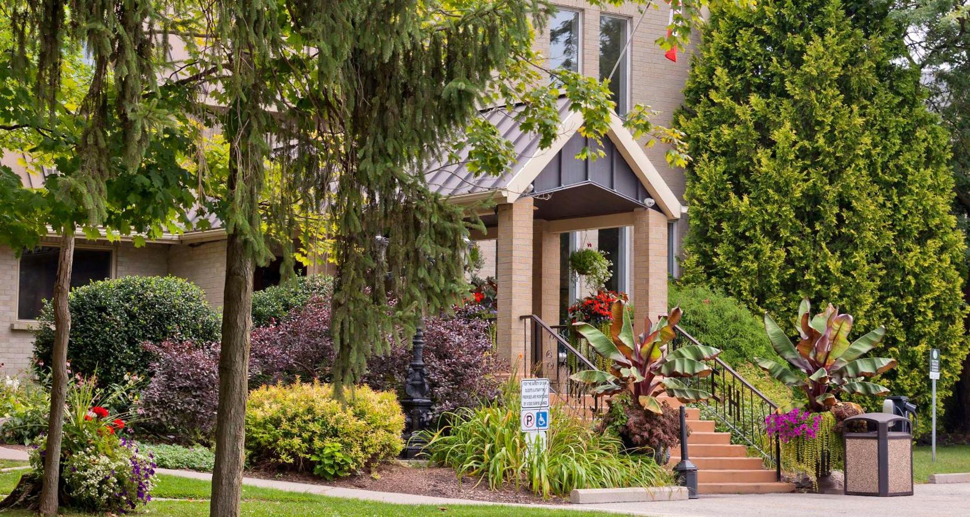 Elm Hurst Inn & Spa Ingersoll ภายนอก รูปภาพ